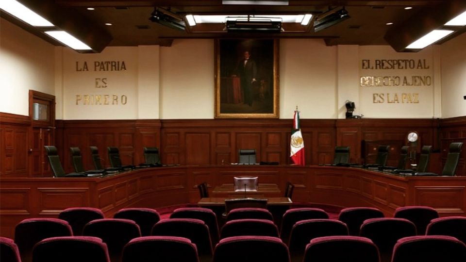 16 gobernadores incurrieron en ilícitos constitucionales y desobediencia durante el proceso de revocación de mandato