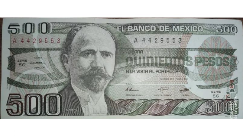 Cuatro billetes con series consecutivas