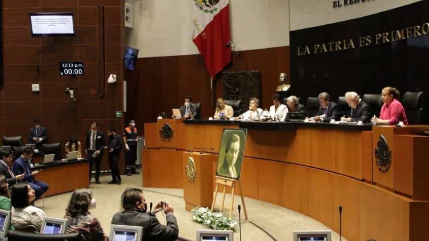 Congreso realiza sesión solemne en homenaje a Gabriela Mistral