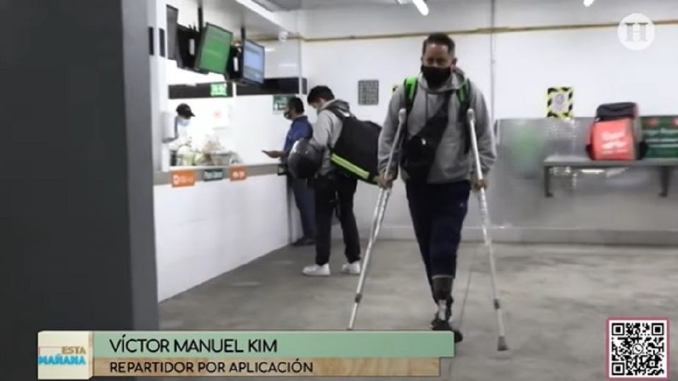 Víctor Manuel es repartidor de comida por aplicación en la Ciudad de México