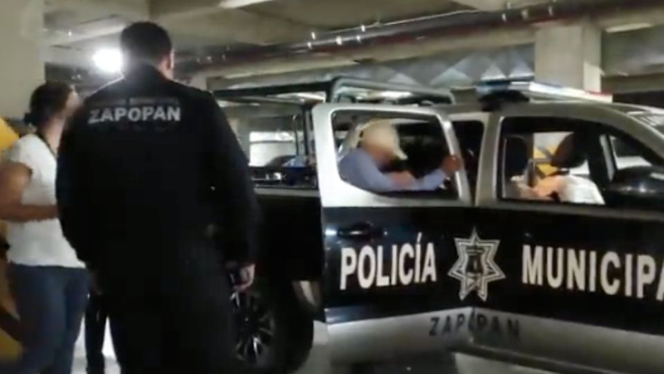 Policías municipales detuvieron