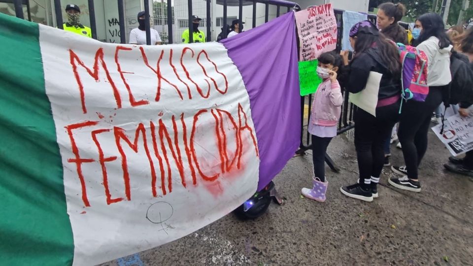 Enrique Alfaro aseguró que Luz Raquel, sí contaba con las medidas de protección.