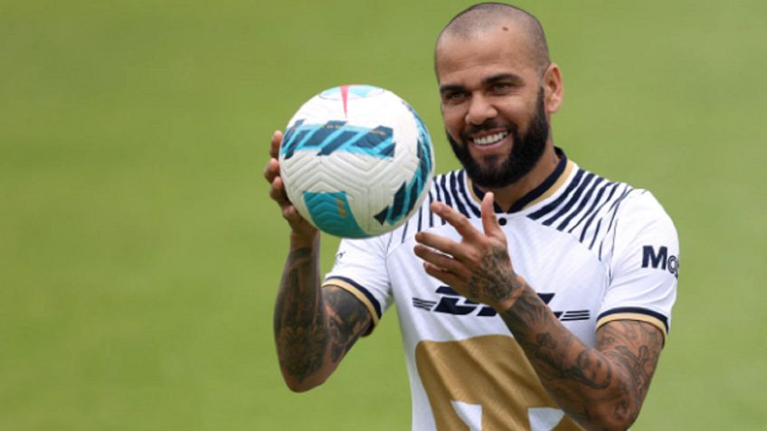 Dani Alves vale oro y Pumas le pagará 65 millones de pesos en un año de contrato