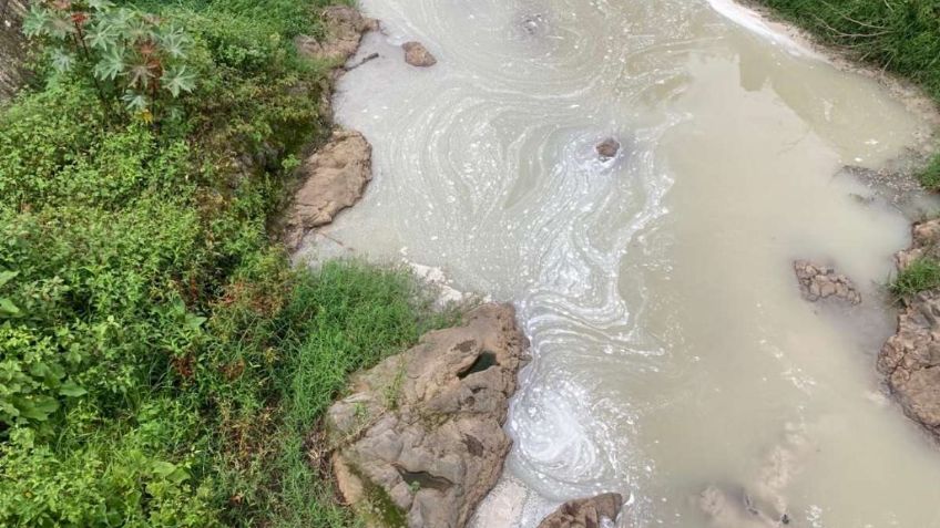 El río de Veracruz que parece canal de aguas negras