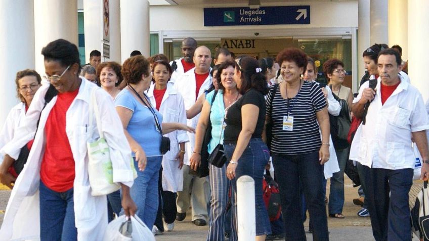 AMLO insiste en contratar médicos cubanos: “Ojalá comprendan los conservadores que necesitamos curar a nuestro pueblo”