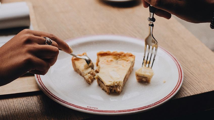 Tengo el azúcar alta, ¿debo complacer a mi pareja comiendo los postres que prepara?