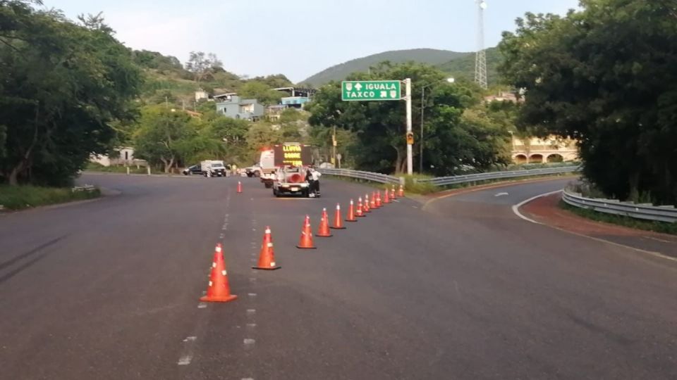 El incidentes también es atendido por personal de Capufe.