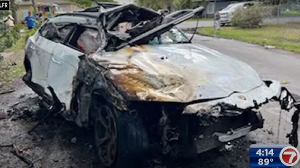 Así quedó el Lamborghini Urus que se impactó en Florida