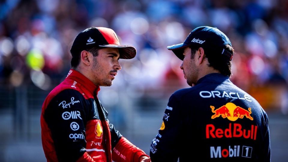 Charles Leclerc y Sergio Pérez pelean el segundo lugar del campeonato.