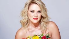 Erika Buenfil se luce como reina; da cátedra de maquillaje y peinado para mujeres maduras