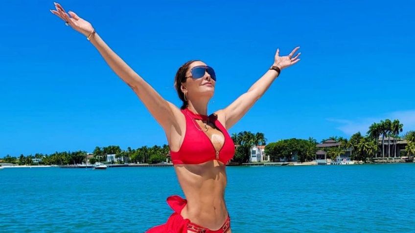 Ninel Conde demuestra que el rojo es su color con este diminuto conjunto de dos piezas | VIDEO