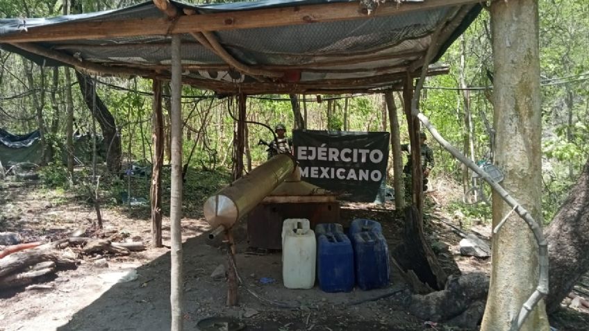 Ejército Mexicano asegura seis laboratorios clandestinos en el estado de Sinaloa