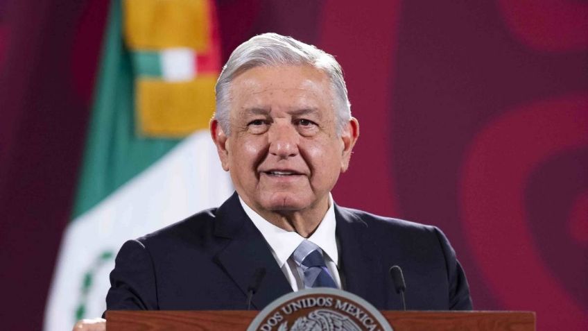 AMLO celebra iniciativa de la Iglesia Católica para construir la paz entre todos: "No basta rezar, pero ayuda"