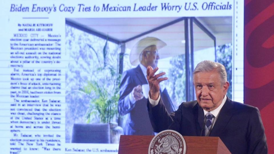 AMLO defendió al embajador de EU en la Mañanera.