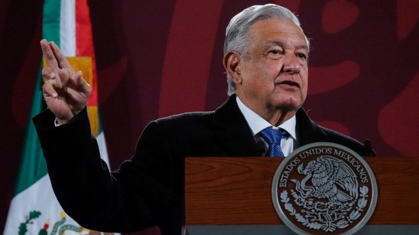 Pese a subsidios a gasolinas habrá excedente de 30 mmdp por venta de petróleo: AMLO