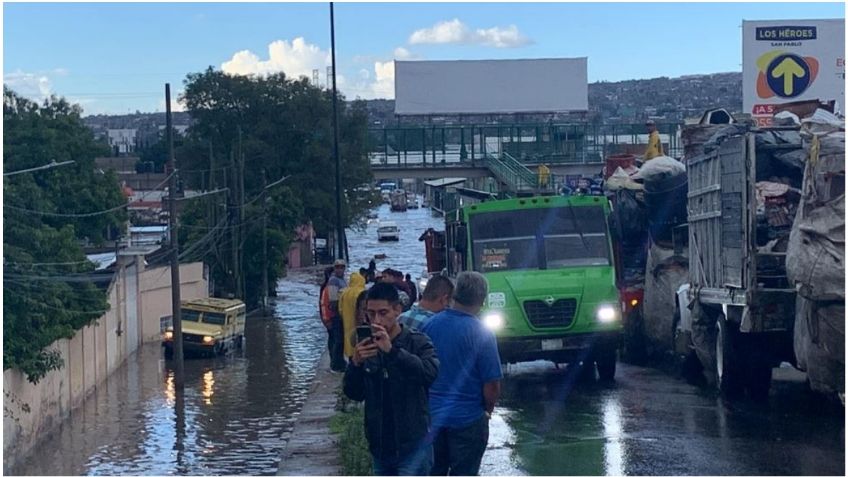 Lluvias torrenciales dejan inundaciones en Tecámac y Ecatepec | VIDEOS