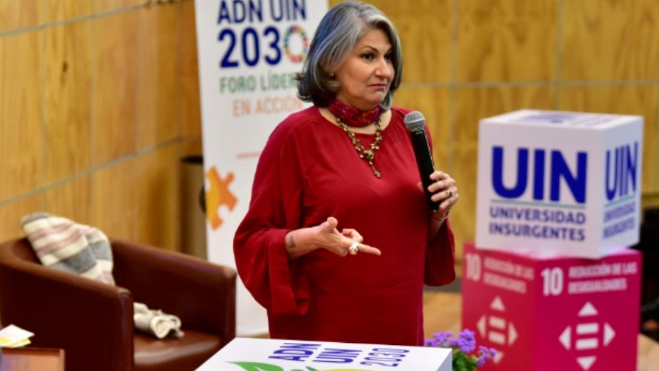 En el foro se trató la relevancia de la mujer en la actividad económica del país