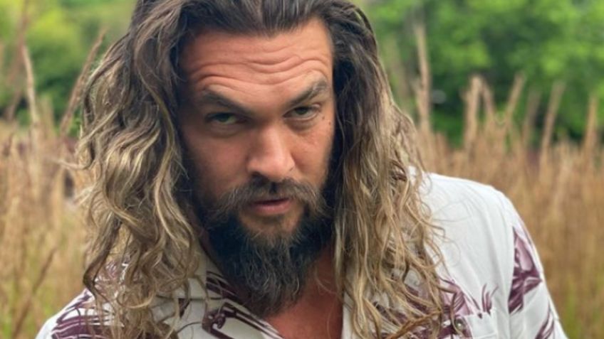 Jason Momoa sorprende al darse un baño con hielos y presume su musculatura | VIDEO