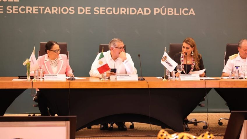 Rosa Icela Rodríguez reconoce el trabajo de Evelyn Salgado en favor de la seguridad de los guerrerenses