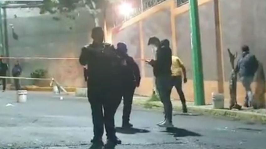 Iztapalapa: sujetos bajan a un hombre de su auto y lo asesinan a tiros