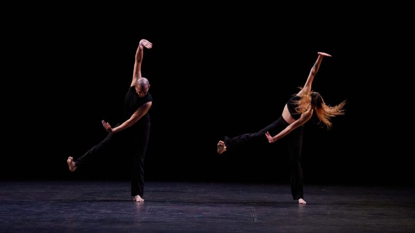 Aksenti, tres décadas de música y danza