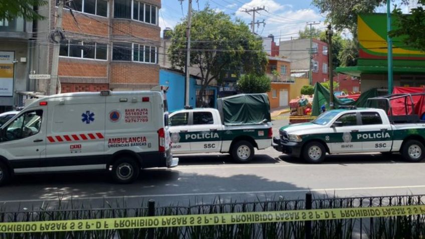 En la colonia Pensil encuentran a una mujer asesinada dentro de una camioneta