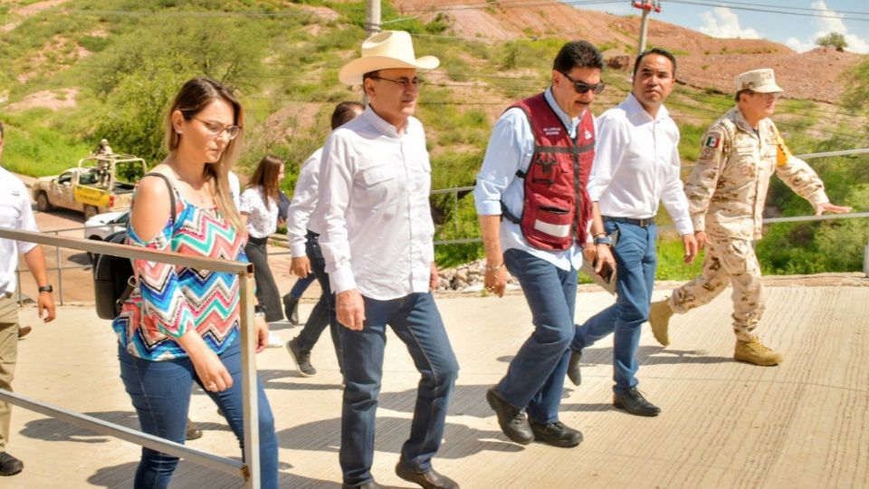 El gobernador de Sonora recorre zonas que fueron afectadas por las lluvias-