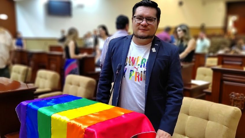 Congresistas y funcionarios gay ya no deben ser noticia