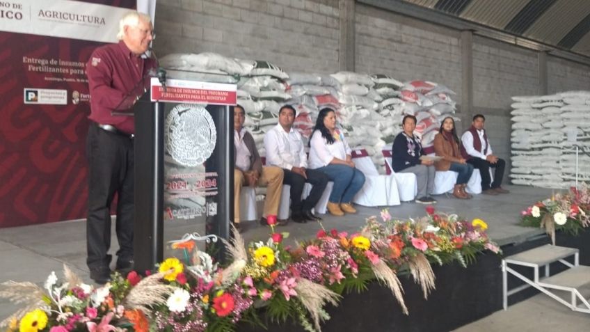 Inicia Agricultura entrega de fertilizante gratuito a 30 mil agricultores de Puebla