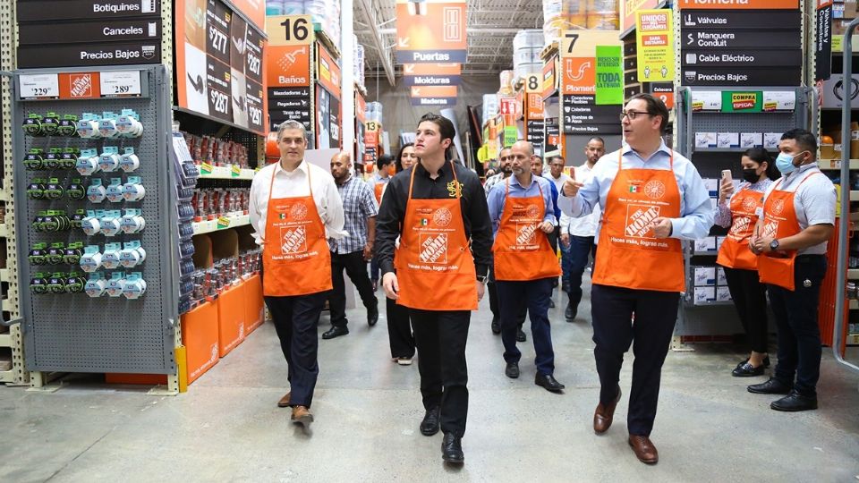 'Hoy celebramos que ‘The Home Depot’ está haciendo un plan de inversión muy ambicioso a tres años'