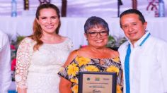 Atenea Gómez preside sesión solemne por 172 aniversario de la fundación de Isla Mujeres