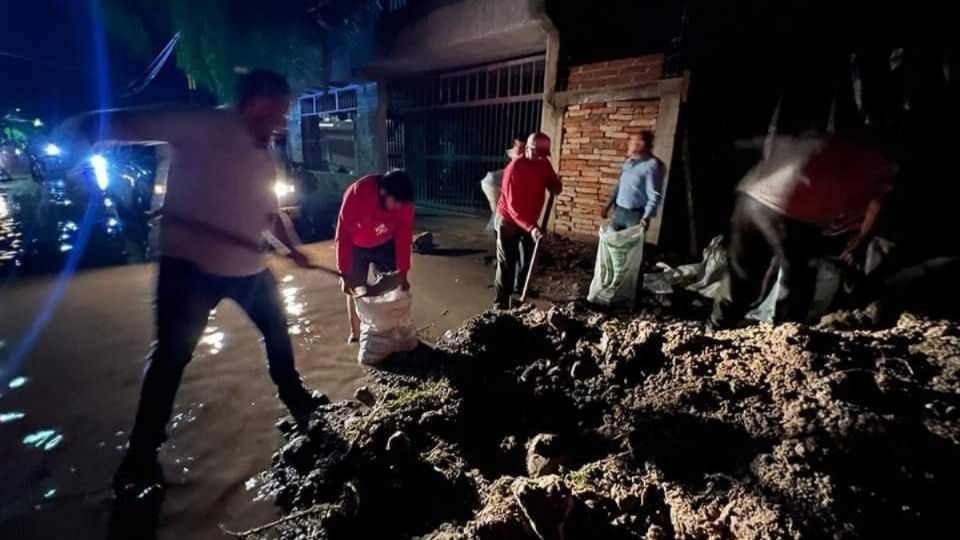 Esta mañana se reanudaron las labores de saneamiento y se inició con los trabajos de evaluación de daños y análisis