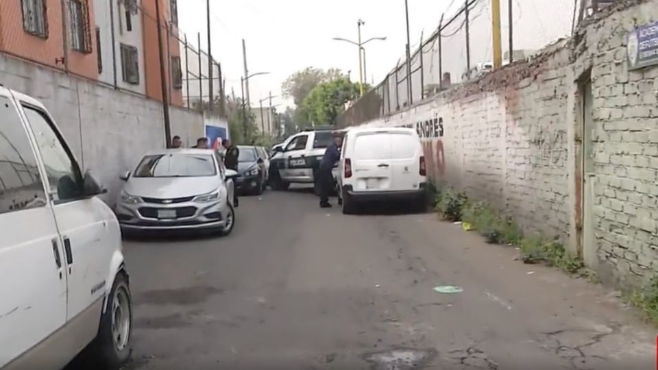 El bebé de ocho meses de gestación fue abandonado en un lugar donde la gente tira basura.