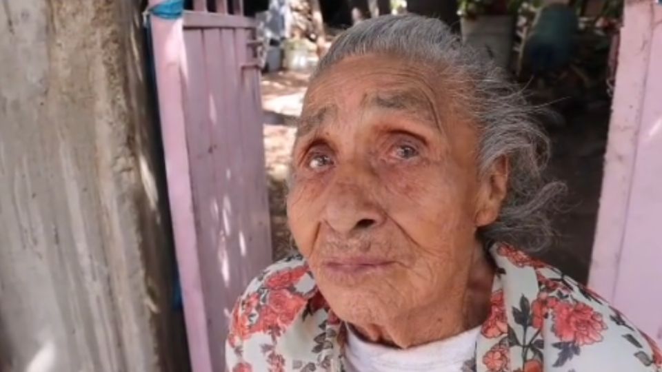 La mujer de 97 años reveló que sus hijos no se interesan en ella.