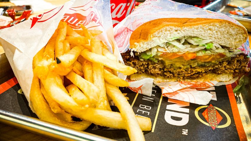 Fatburger sorprende los paladares de la CDMX con la primera sucursal