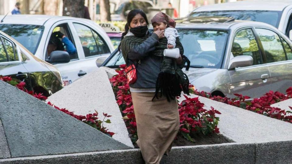 Las mujeres tienen peores sueldos y mayor precariedad laboral