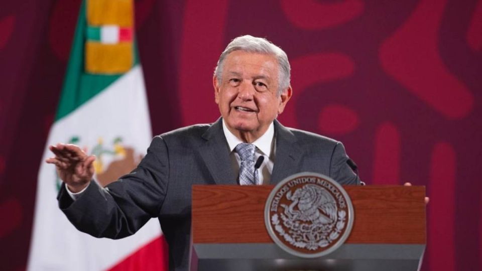 AMLO aseguró que México ha resistido el embate neoliberal porque “es mucha pieza”.
