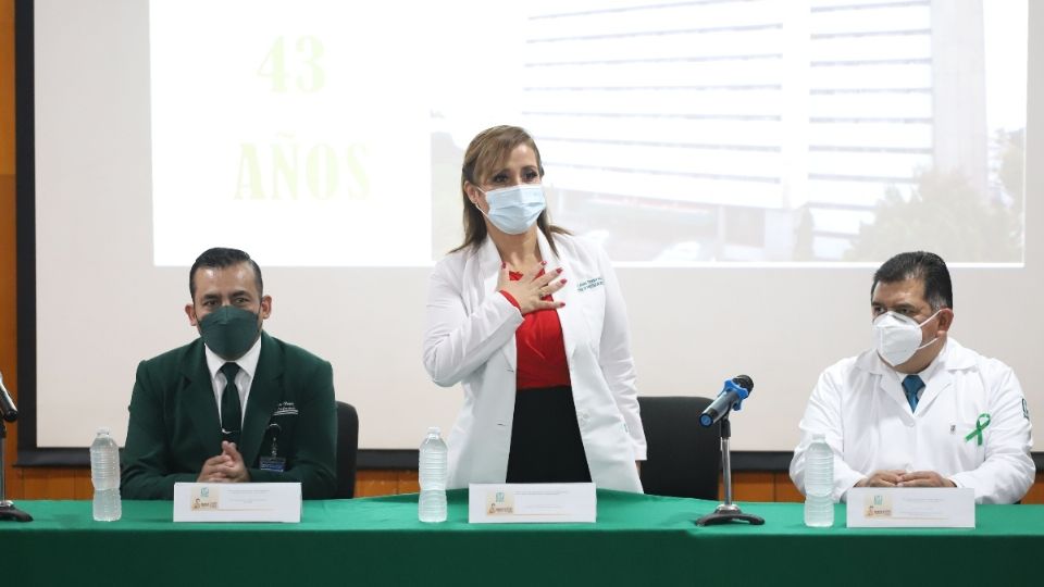 La directora de Prestaciones Médicas del IMSS, Doctora Célida Duque Molina, encabezó un encuentro entre personal de salud con pacientes y familiares que han recibido un trasplante de órgano.