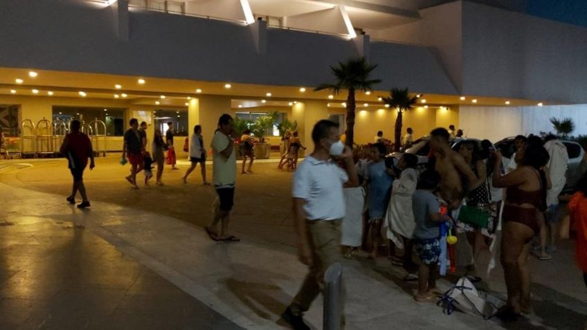 Sismo en Guerrero: Desalojan a turistas de hoteles de Acapulco