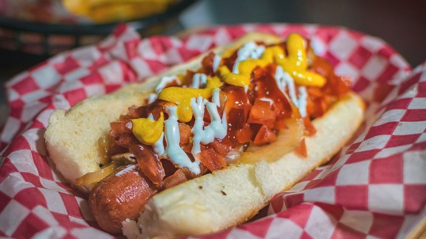 Comer un hot dog te resta 36 minutos de vida revela estudio; estos son los motivos