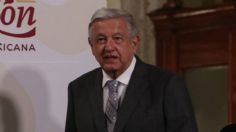 AMLO llega ronco a La Mañanera: "me dio un mal aire", justifica