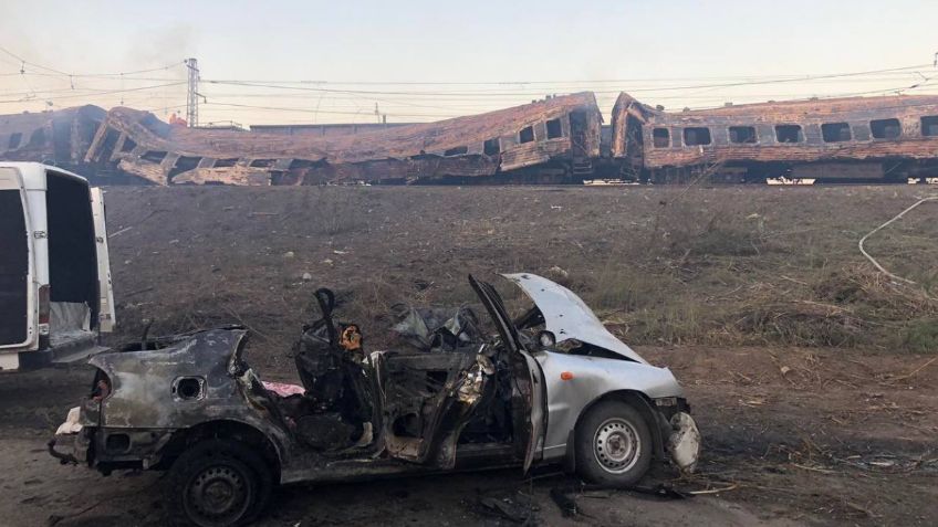 Las imágenes de la tragedia en Ucrania: Ataque ruso en estación del tren deja 25 muertos