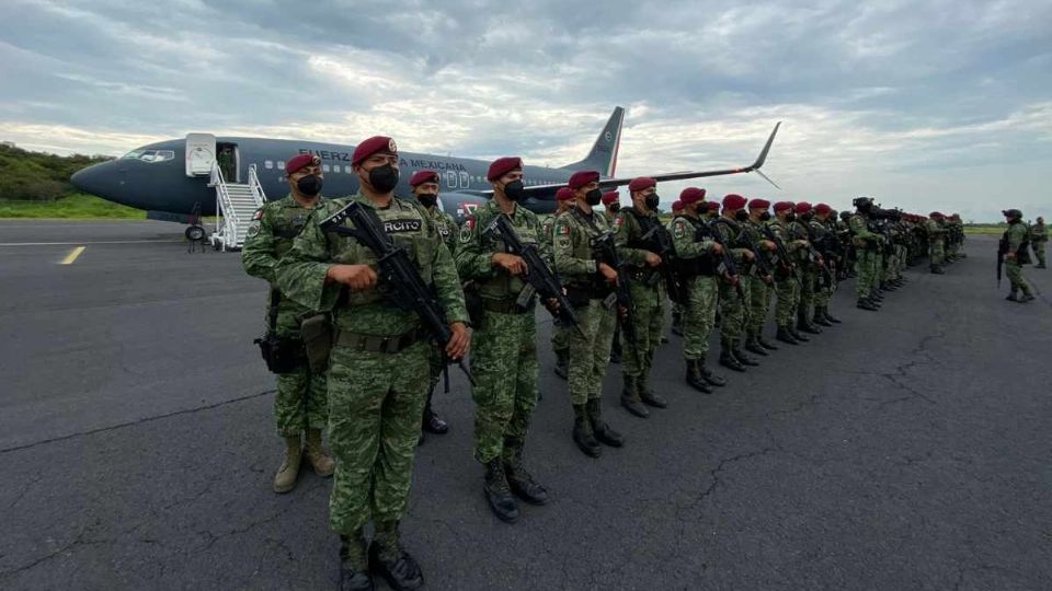 Aeronaves de Colombia, Venezuela y Bolivia intentan llegar a estados del sureste 
