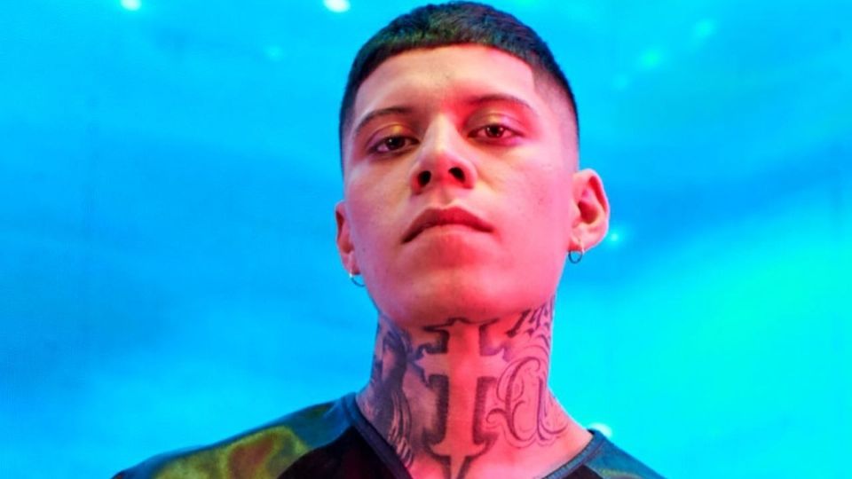 Santa Fe Klan es un cantante de regional mexicano y rap.