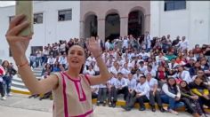 Claudia Sheinbaum vista Universidad de la Salud para desear un feliz regreso a clases