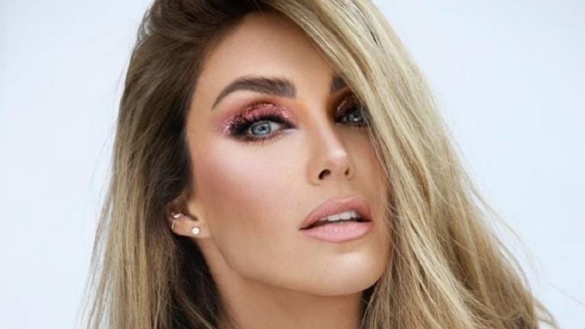 Anahí enciende la red con el bikini rosa Barbie de moda | foto