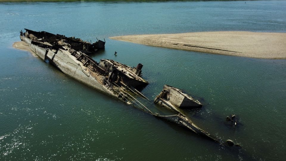 El 'Stonehenge español', se ve debido al retroceso de las aguas