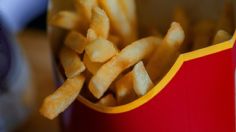 Por unas papas fritas frías, un cliente dispara a un empleado de McDonald’s