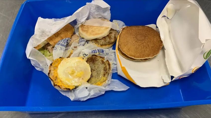 Multan con 38 mil pesos a pasajero por intentar subir a un avión con dos McMuffins de "contrabando"