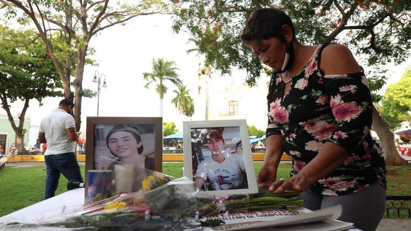 Madre de José Eduardo Ravelo coloca altar en lugar donde joven fue detenido a un año de su muerte